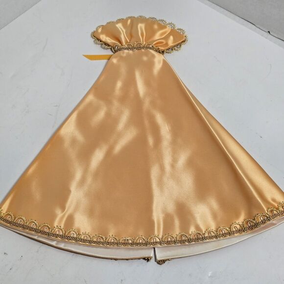 VTG Infant Of Prague Yellow Roses Coordinating Vestments Cape/Robe & Dress 10” L - Picture 9 of 16